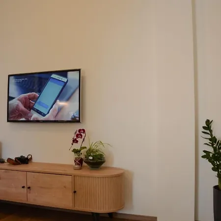 Apartment-alys 아파트